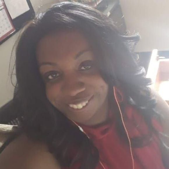 Meet your Posher, Leila - Picture 1 of 1